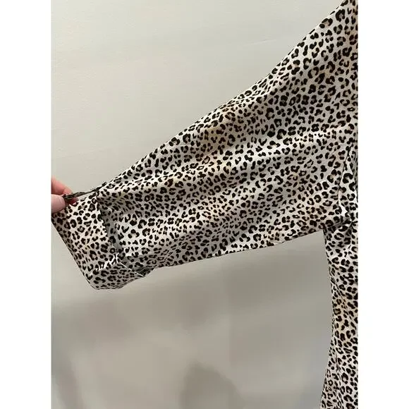 NWT Women's 14/16 Animal Print Button Up Blouse - Picture 4 of 5